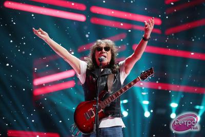 Звёзды супершоу «Легенды Ретро FM 2018» поздравляют рязанцев с Новым годом